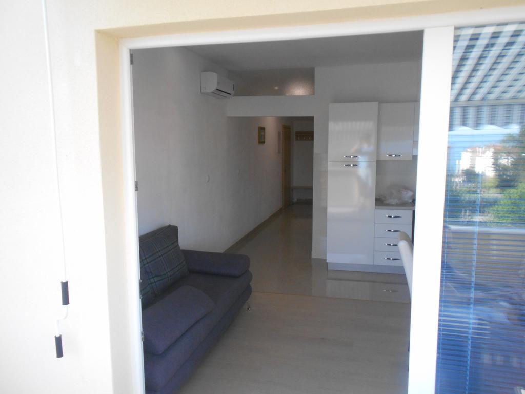 Apartment Cherry Kaštela Стая снимка