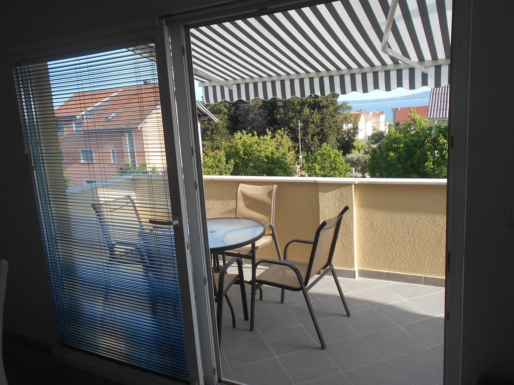 Apartment Cherry Kaštela Стая снимка