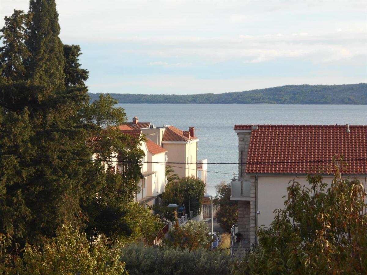 Apartment Cherry Kaštela Екстериор снимка
