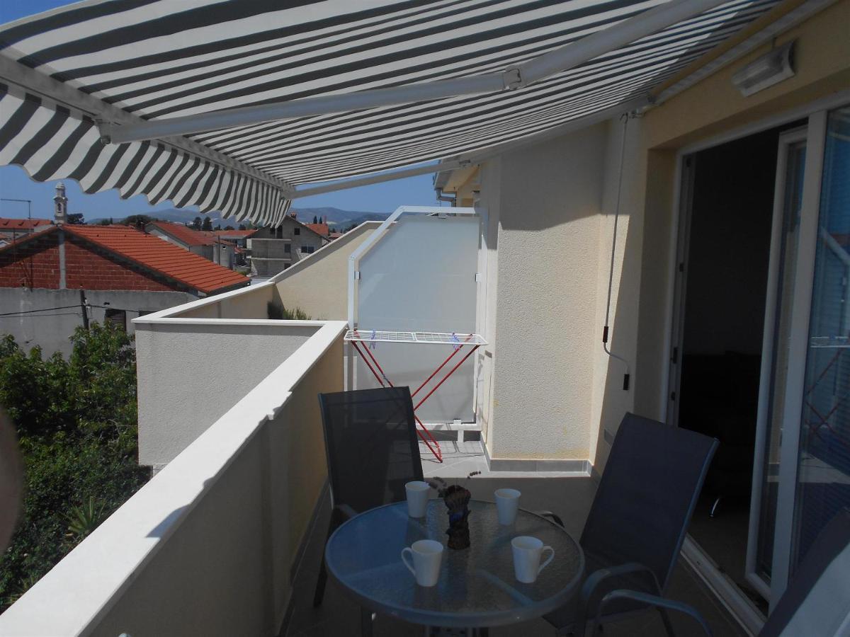 Apartment Cherry Kaštela Екстериор снимка