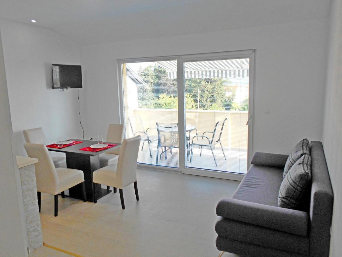 Apartment Cherry Kaštela Екстериор снимка