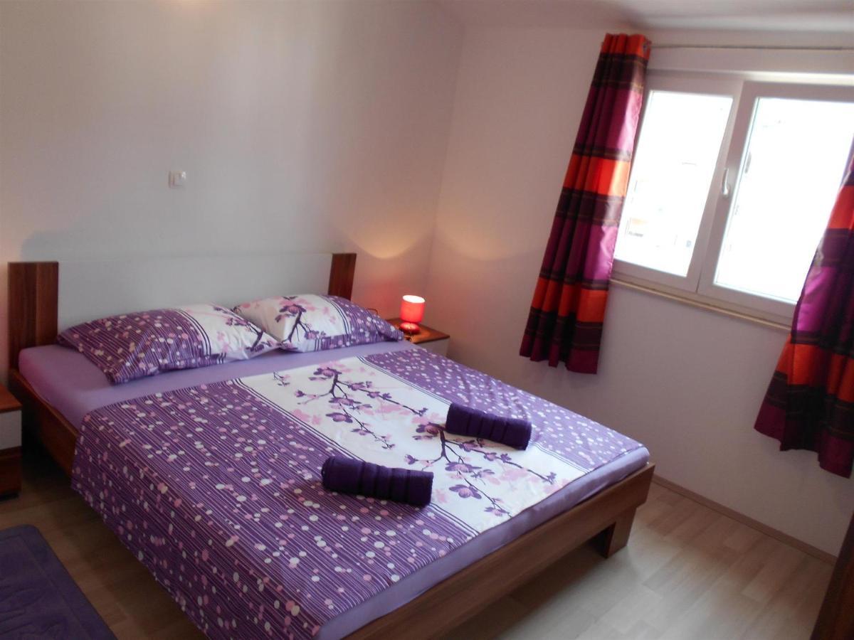 Apartment Cherry Kaštela Екстериор снимка