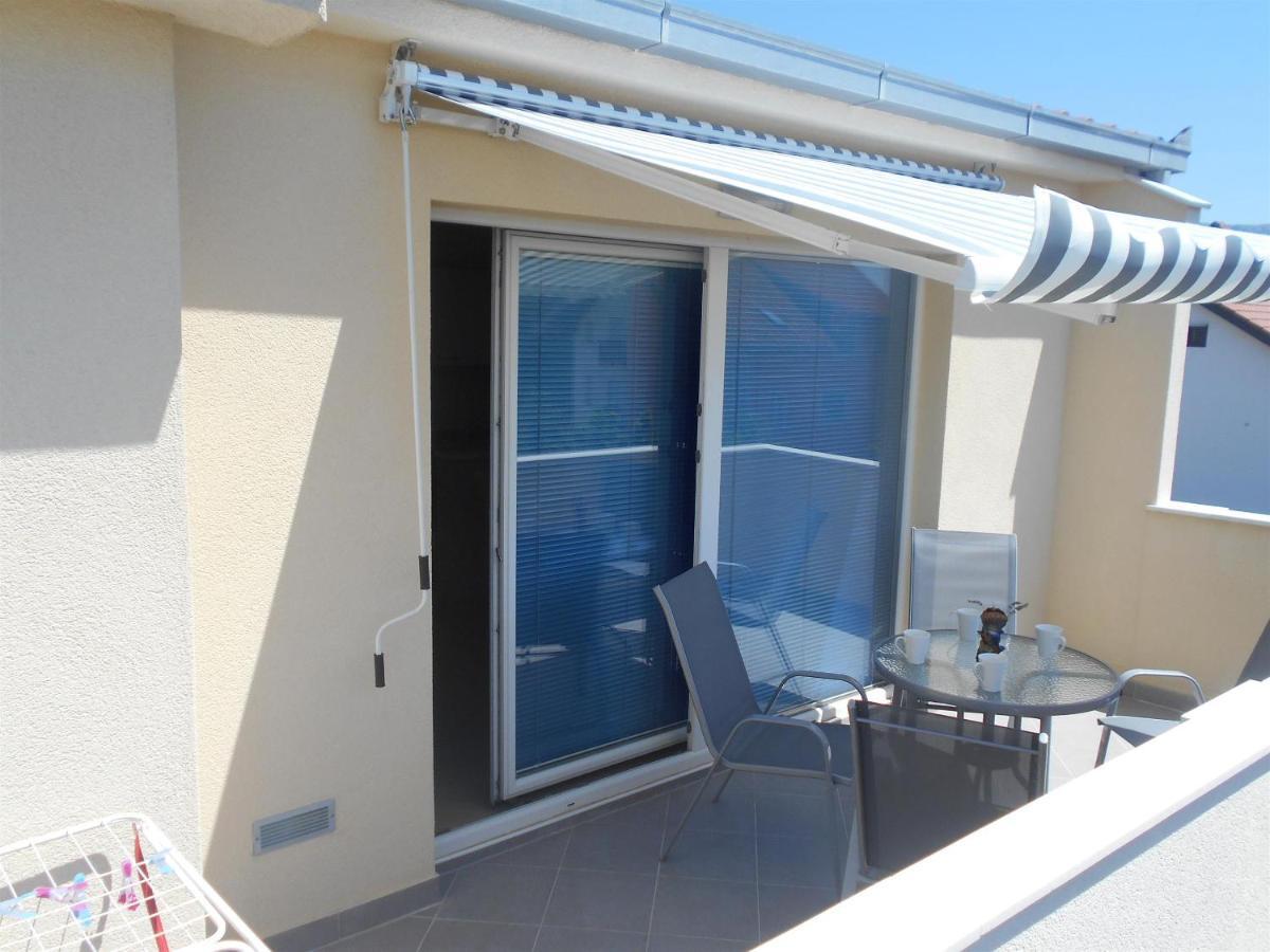 Apartment Cherry Kaštela Екстериор снимка