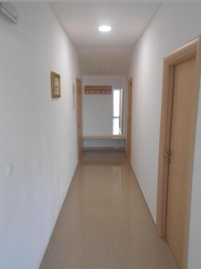 Apartment Cherry Kaštela Екстериор снимка