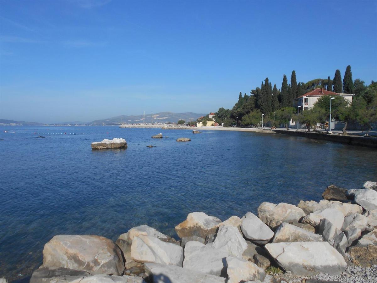 Apartment Cherry Kaštela Екстериор снимка