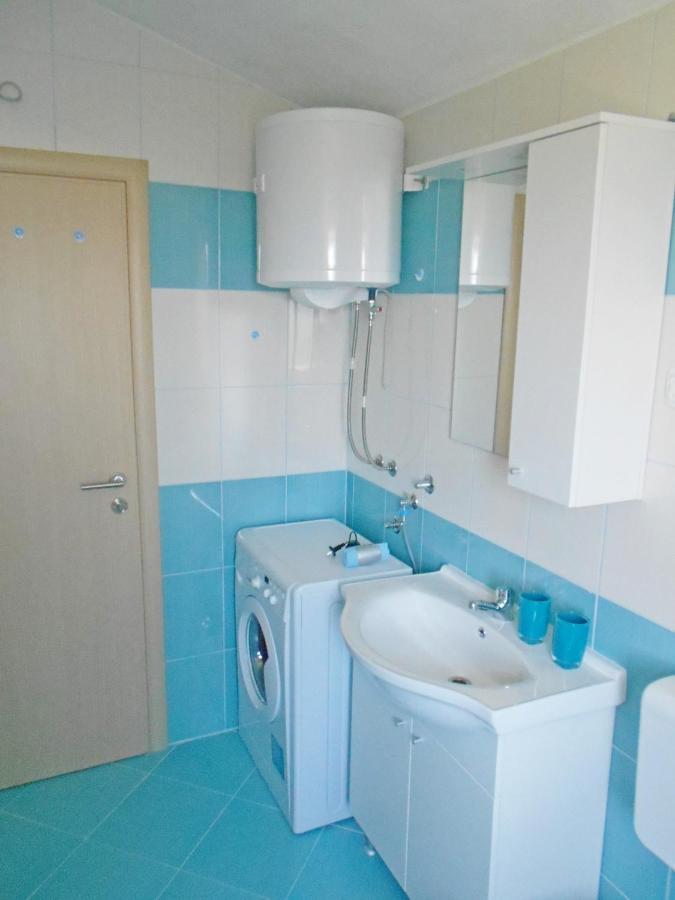 Apartment Cherry Kaštela Екстериор снимка