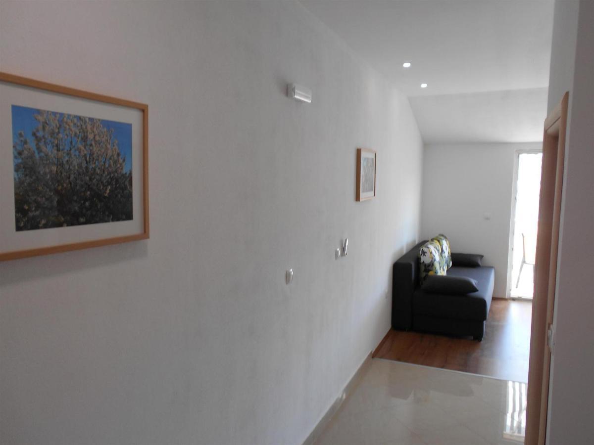 Apartment Cherry Kaštela Екстериор снимка